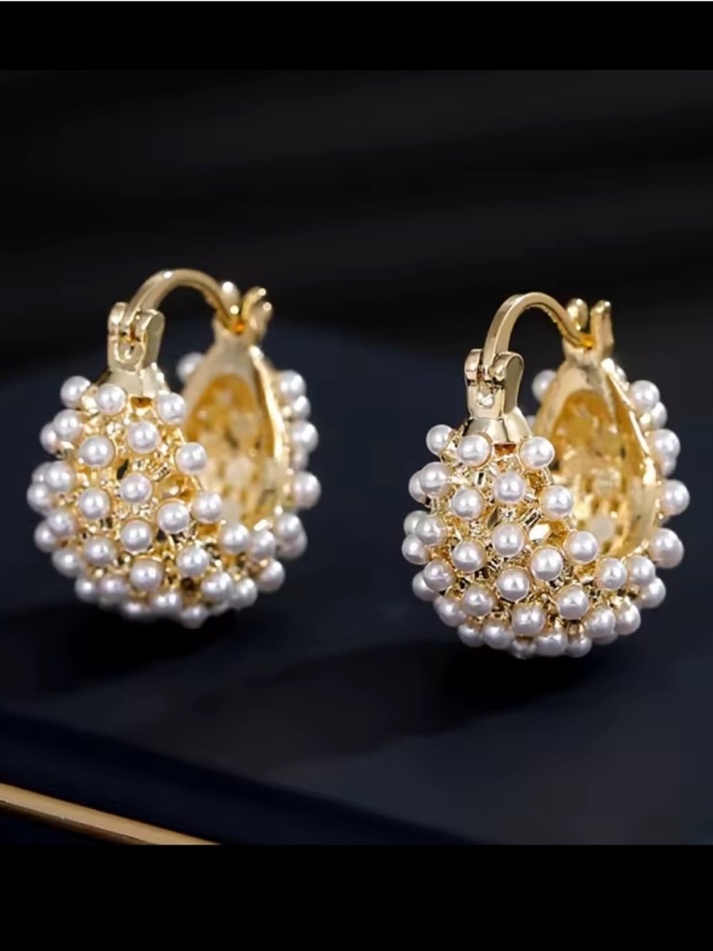 Baraque Pearl Cluster Hoop Earrings